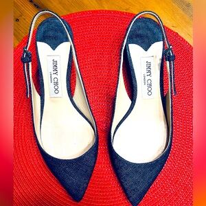 Beautiful slingback kitten heel shoes. Blue jean material.